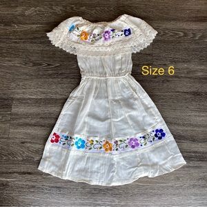 Hand Embroidered Mexican Girls Dress/ Vestido Mexicano